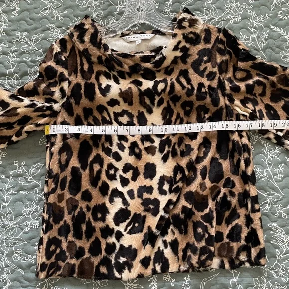 Trina Turk Faux Leopard Roll-Neck 1/2-Sleeve Top - Picture 5 of 7
